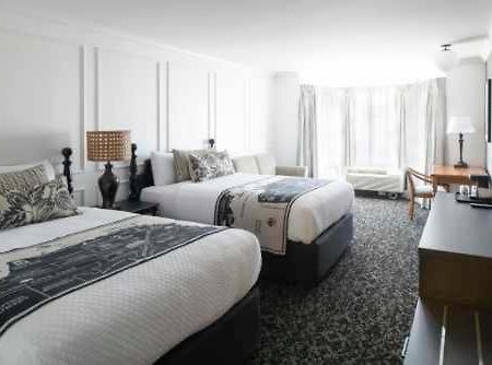 Cow Hollow Inn And Suites Сан Франциско Екстериор снимка