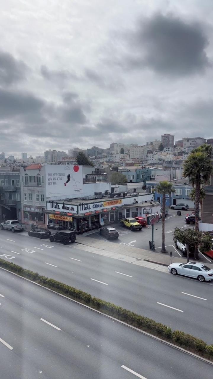 Cow Hollow Inn And Suites Сан Франциско Екстериор снимка